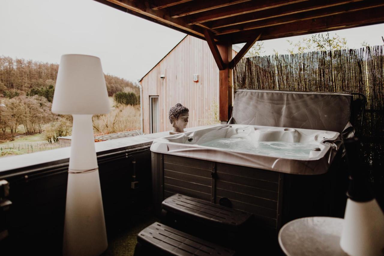 At Home - Jacuzzi Privatif Gesves Exterior photo